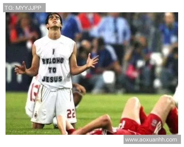 足球明星卡卡的魅力与粉丝们的热情互动探秘