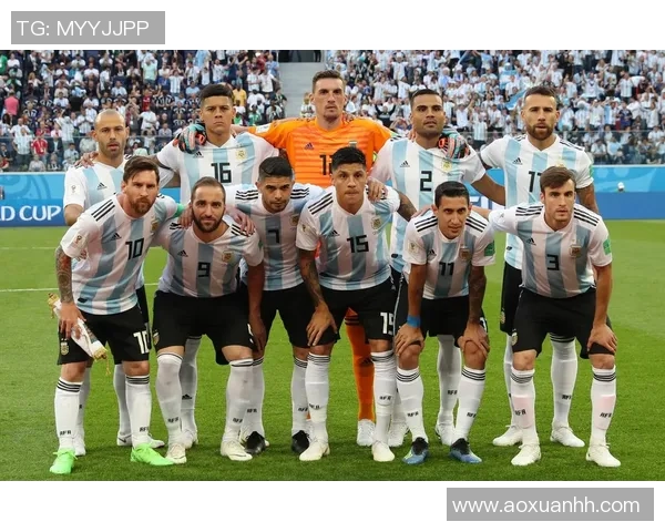 足球明星同款手机揭秘让你也能体验球场上的风采与魅力